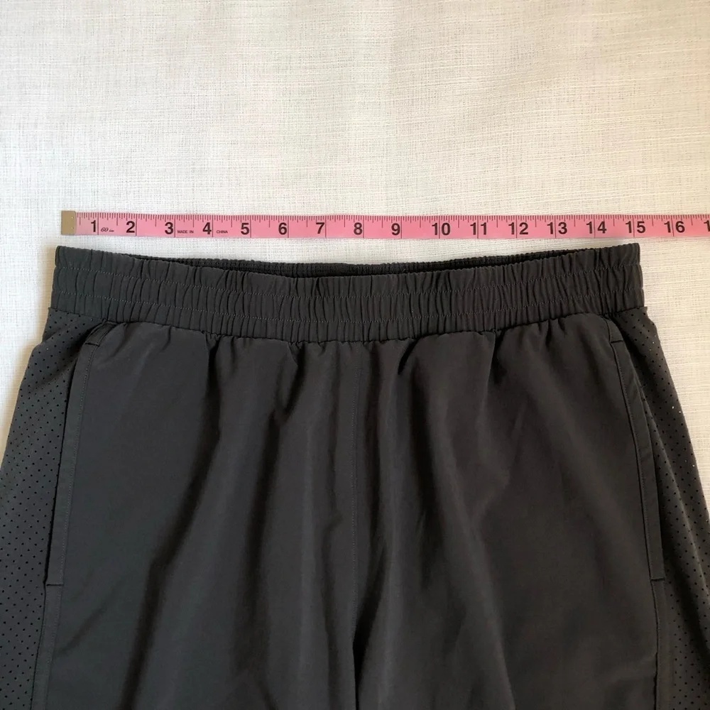 Second Skin Grey / Maroon Compression Lined Workout Athletic Shorts Size Large